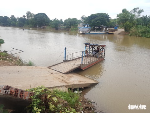 Chỉ huy trưởng biên phòng An Giang: ‘Tôi nhận trách nhiệm người đứng đầu - Ảnh 2. Chỉ huy trưởng biên phòng An Giang: ‘Tôi nhận trách nhiệm người đứng đầu - Ảnh 2.