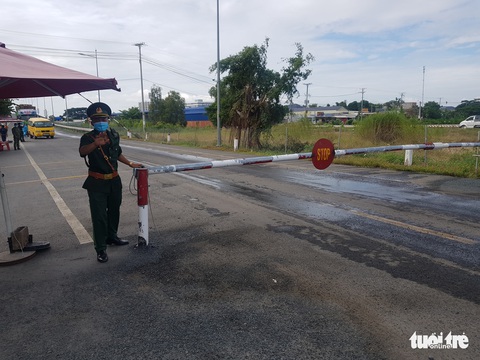 Chỉ huy trưởng biên phòng An Giang: ‘Tôi nhận trách nhiệm người đứng đầu - Ảnh 3. Chỉ huy trưởng biên phòng An Giang: ‘Tôi nhận trách nhiệm người đứng đầu - Ảnh 3.