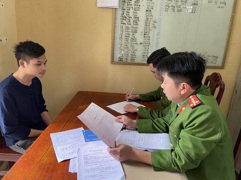 Xưng là phó tổng giám đốc Công ty cổ phần bánh kẹo Kinh Đô để lừa đảo - Ảnh 2. Xưng là phó tổng giám đốc Công ty cổ phần bánh kẹo Kinh Đô để lừa đảo - Ảnh 2.