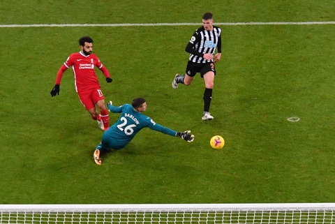 Dứt điểm kém, Liverpool bị Newcastle cầm chân - Ảnh 1. Dứt điểm kém, Liverpool bị Newcastle cầm chân - Ảnh 1.