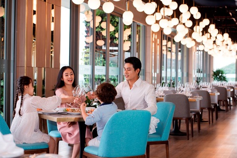 Kỳ quan đánh thức giác quan bên vịnh biển đẹp nhất thế giới - Ảnh 6. Kỳ quan đánh thức giác quan bên vịnh biển đẹp nhất thế giới - Ảnh 6.
