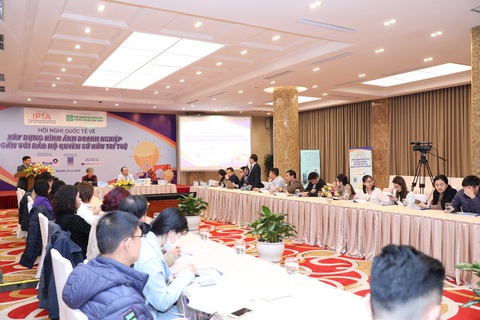 Xây dựng hình ảnh doanh nghiệp gắn với bảo hộ quyền sở hữu trí tuệ - Ảnh 1. Xây dựng hình ảnh doanh nghiệp gắn với bảo hộ quyền sở hữu trí tuệ - Ảnh 1.