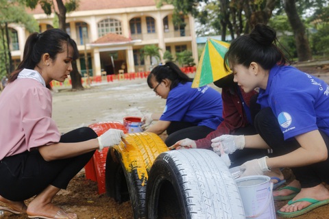 Ngày quốc tế tình nguyện 5-12: Kết nối những trái tim chung nhịp yêu thương - Ảnh 5. Ngày quốc tế tình nguyện 5-12: Kết nối những trái tim chung nhịp yêu thương - Ảnh 5.