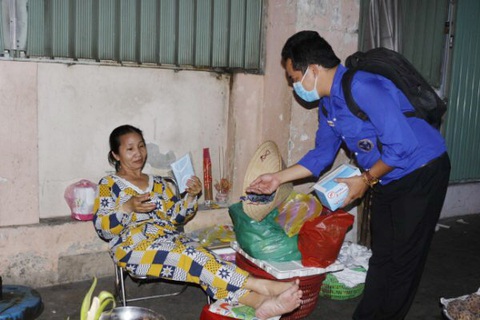 Ngày quốc tế tình nguyện 5-12: Kết nối những trái tim chung nhịp yêu thương - Ảnh 2. Ngày quốc tế tình nguyện 5-12: Kết nối những trái tim chung nhịp yêu thương - Ảnh 2.