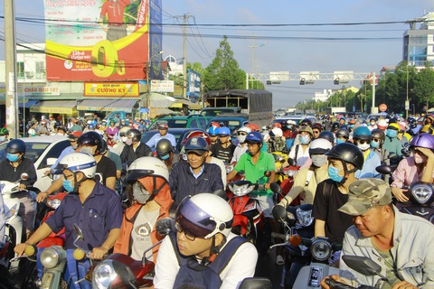 Giao xây 4 cầu vượt từ năm 2016, đến 2020 vẫn đang chuẩn bị đầu tư - Ảnh 1. Giao xây 4 cầu vượt từ năm 2016, đến 2020 vẫn đang chuẩn bị đầu tư - Ảnh 1.