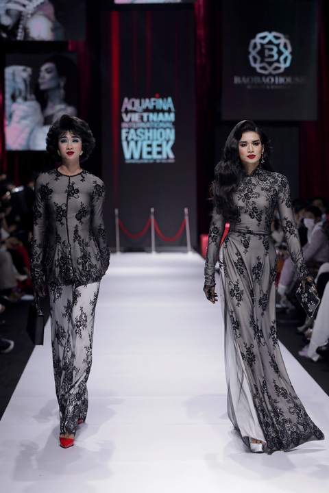 Ngọc Trinh hóa quý cô thanh lịch, hoa hậu Giáng My quyến rũ trên sàn catwalk - Ảnh 6. Ngọc Trinh hóa quý cô thanh lịch, hoa hậu Giáng My quyến rũ trên sàn catwalk - Ảnh 6.
