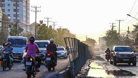 Những công trình giao thông dân thấy mà... ghê - Ảnh 3. Những công trình giao thông dân thấy mà... ghê - Ảnh 3.