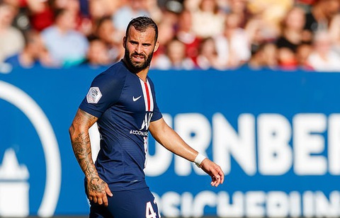 Điểm tin thể thao sáng 7-12: Liverpool vùi dập Wolves, cầu thủ PSG bị tống cổ - Ảnh 2. Điểm tin thể thao sáng 7-12: Liverpool vùi dập Wolves, cầu thủ PSG bị tống cổ - Ảnh 2.