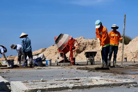 Rà phá bom mìn, khởi công dự án sân bay Long Thành trong tháng 12 - Ảnh 2. Rà phá bom mìn, khởi công dự án sân bay Long Thành trong tháng 12 - Ảnh 2.