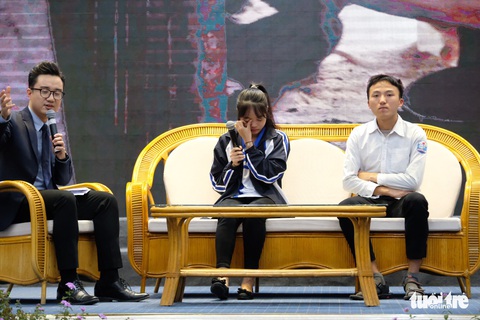 Em lên đại học, gánh nặng của mẹ lớn hơn rất nhiều - Ảnh 4. Em lên đại học, gánh nặng của mẹ lớn hơn rất nhiều - Ảnh 4.