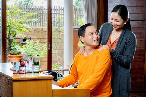 Tuổi 50 và nguy cơ đột quỵ mùa lạnh: Làm sao để nhận biết? - Ảnh 3. Tuổi 50 và nguy cơ đột quỵ mùa lạnh: Làm sao để nhận biết? - Ảnh 3.