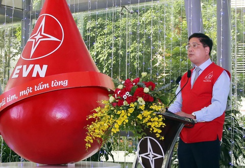 Điện lực miền Bắc tích cực hưởng ứng Tuần lễ hồng EVN - Ảnh 1. Điện lực miền Bắc tích cực hưởng ứng Tuần lễ hồng EVN - Ảnh 1.