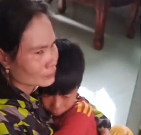 Nhớ cha mẹ, 3 học sinh lớp 6 đạp xe 5 ngày đêm hơn 400km từ Cà Mau lên TP.HCM - Ảnh 3. Nhớ cha mẹ, 3 học sinh lớp 6 đạp xe 5 ngày đêm hơn 400km từ Cà Mau lên TP.HCM - Ảnh 3.