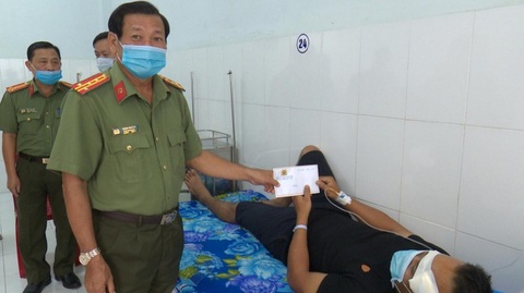 Xin lại gà đá không được, rút súng bắn thẳng vào đầu phó công an phường - Ảnh 1. Xin lại gà đá không được, rút súng bắn thẳng vào đầu phó công an phường - Ảnh 1.