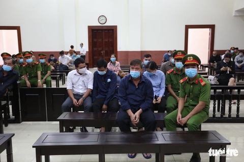 Vụ Ngân hàng Phương Nam: Đề nghị tăng gấp đôi hình phạt đối với ông Trầm Bê - Ảnh 2. Vụ Ngân hàng Phương Nam: Đề nghị tăng gấp đôi hình phạt đối với ông Trầm Bê - Ảnh 2.