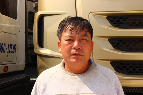 Ngàn tấn thanh long ùn ứ ở biên giới, tiểu thương ‘chết đứng’ giữa đại dịch corona - Ảnh 2. Ngàn tấn thanh long ùn ứ ở biên giới, tiểu thương ‘chết đứng’ giữa đại dịch corona - Ảnh 2.