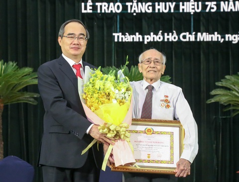 Khắc phục yếu kém, đưa TP.HCM phát triển đột phá sáng tạo - Ảnh 3. Khắc phục yếu kém, đưa TP.HCM phát triển đột phá sáng tạo - Ảnh 3.