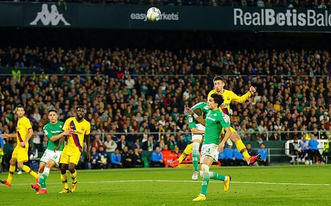 Messi lập hat-trick kiến tạo giúp Barca chật vật ngược dòng trước Real Betis - Ảnh 3. Messi lập hat-trick kiến tạo giúp Barca chật vật ngược dòng trước Real Betis - Ảnh 3.