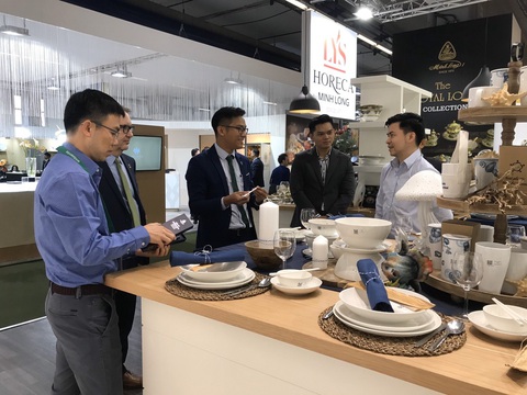 Gốm sứ Minh Long ấn tượng tại triển lãm quốc tế Ambiente 2020 - Ảnh 4. Gốm sứ Minh Long ấn tượng tại triển lãm quốc tế Ambiente 2020 - Ảnh 4.
