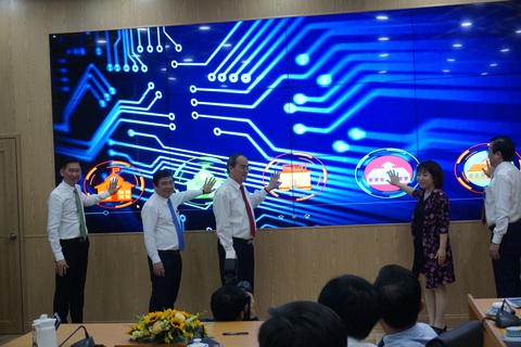 TP.HCM ra mắt mô hình thí điểm Trung tâm điều hành giáo dục và y tế thông minh - Ảnh 2. TP.HCM ra mắt mô hình thí điểm Trung tâm điều hành giáo dục và y tế thông minh - Ảnh 2.