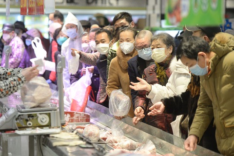 Khoa học chưa rõ tại sao đàn ông nhiễm virus corona nhiều hơn phụ nữ - Ảnh 2. Khoa học chưa rõ tại sao đàn ông nhiễm virus corona nhiều hơn phụ nữ - Ảnh 2.