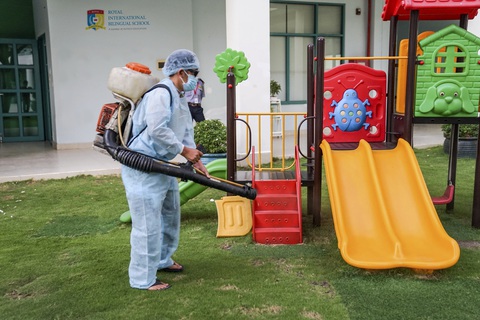 TP.HCM, Khánh Hòa yêu cầu chuẩn bị cho học sinh đi học lại từ ngày 17-2 - Ảnh 1. TP.HCM, Khánh Hòa yêu cầu chuẩn bị cho học sinh đi học lại từ ngày 17-2 - Ảnh 1.