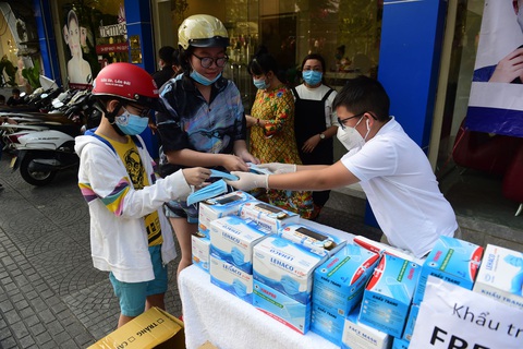 TP.HCM chuẩn bị nguồn khẩu trang vải - Ảnh 1. TP.HCM chuẩn bị nguồn khẩu trang vải - Ảnh 1.
