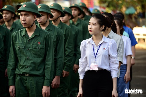 Hơn 4.000 thanh niên TP.HCM lên đường tòng quân - Ảnh 2. Hơn 4.000 thanh niên TP.HCM lên đường tòng quân - Ảnh 2.