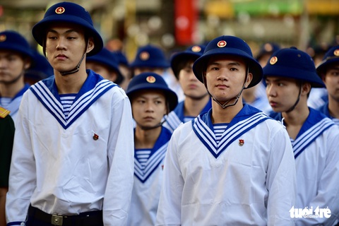 Hơn 4.000 thanh niên TP.HCM lên đường tòng quân - Ảnh 4. Hơn 4.000 thanh niên TP.HCM lên đường tòng quân - Ảnh 4.