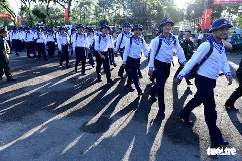 Hơn 4.000 thanh niên TP.HCM lên đường tòng quân - Ảnh 8. Hơn 4.000 thanh niên TP.HCM lên đường tòng quân - Ảnh 8.