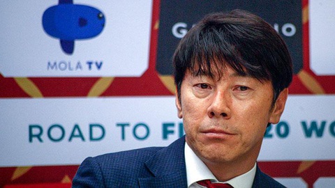 HLV Shin Tae-yong chê các cầu thủ Indonesia yếu thể lực - Ảnh 1. HLV Shin Tae-yong chê các cầu thủ Indonesia yếu thể lực - Ảnh 1.