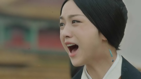 Trở lại màn ảnh nhỏ sau 12 năm vắng bóng, Thang Duy hóa hoàng hậu Quyền lực vương triều - Ảnh 3. Trở lại màn ảnh nhỏ sau 12 năm vắng bóng, Thang Duy hóa hoàng hậu Quyền lực vương triều - Ảnh 3.