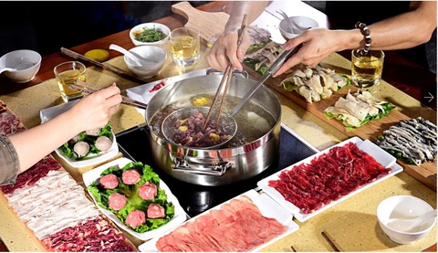 Chuỗi nhà hàng lớn ở Hong Kong tạm ngừng phục vụ lẩu vì dịch bệnh - Ảnh 1. Chuỗi nhà hàng lớn ở Hong Kong tạm ngừng phục vụ lẩu vì dịch bệnh - Ảnh 1.