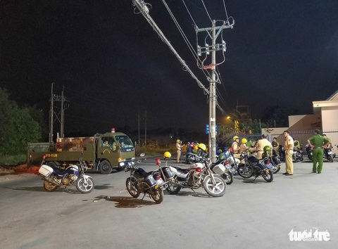 Tuấn ‘khỉ’ bị tiêu diệt, cảnh sát thâu đêm phong tỏa hiện trường - Ảnh 4. Tuấn ‘khỉ’ bị tiêu diệt, cảnh sát thâu đêm phong tỏa hiện trường - Ảnh 4.