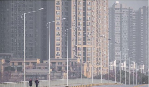Doanh nhân Hong Kong đến Vũ Hán để vực dậy tinh thần y, bác sĩ - Ảnh 2. Doanh nhân Hong Kong đến Vũ Hán để vực dậy tinh thần y, bác sĩ - Ảnh 2.