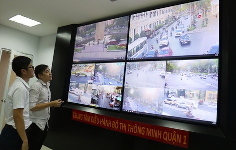 Thí điểm xây dựng đô thị thông minh: Nhiều ứng dụng thiết thực phục vụ người dân - Ảnh 1. Thí điểm xây dựng đô thị thông minh: Nhiều ứng dụng thiết thực phục vụ người dân - Ảnh 1.