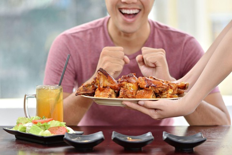 Chuỗi gà nướng nhỏ với giấc mơ to - Ảnh 5. Chuỗi gà nướng nhỏ với giấc mơ to - Ảnh 5.
