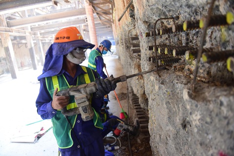 Metro số 1 Bến Thành - Suối Tiên 19,7km đã kết nối thông tuyến - Ảnh 4. Metro số 1 Bến Thành - Suối Tiên 19,7km đã kết nối thông tuyến - Ảnh 4.