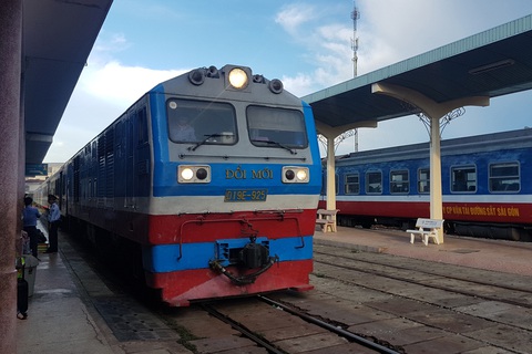 Đánh giá toàn diện đề xuất chuyển Tổng công ty Đường sắt về Bộ Giao thông vận tải - Ảnh 1. Đánh giá toàn diện đề xuất chuyển Tổng công ty Đường sắt về Bộ Giao thông vận tải - Ảnh 1.