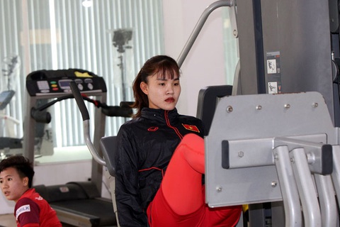Trung vệ Chương Thị Kiều phải rời đội tuyển vì đứt dây chằng - Ảnh 1. Trung vệ Chương Thị Kiều phải rời đội tuyển vì đứt dây chằng - Ảnh 1.