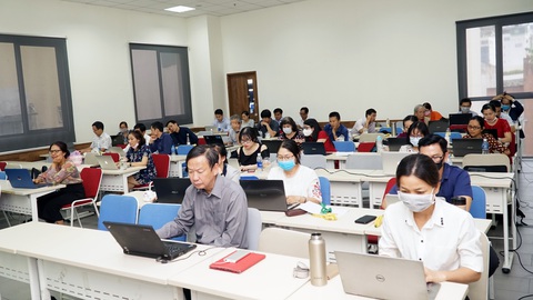 Làm nghiêm túc, đào tạo trực tuyến hiệu quả hơn dạy học truyền thống - Ảnh 1. Làm nghiêm túc, đào tạo trực tuyến hiệu quả hơn dạy học truyền thống - Ảnh 1.