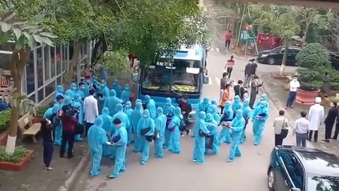 Người dân sống cách ly ở vùng dịch Vĩnh Phúc ra sao? - Ảnh 1. Người dân sống cách ly ở vùng dịch Vĩnh Phúc ra sao? - Ảnh 1.