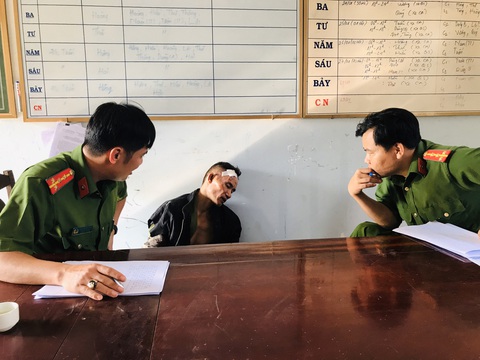 Trần Duy Chinh bị bắt với súng K54 và một trái lựu đạn - Ảnh 4. Trần Duy Chinh bị bắt với súng K54 và một trái lựu đạn - Ảnh 4.