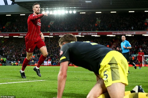 Đè bẹp Southampton, Liverpool bỏ xa Man City 22 điểm - Ảnh 2. Đè bẹp Southampton, Liverpool bỏ xa Man City 22 điểm - Ảnh 2.