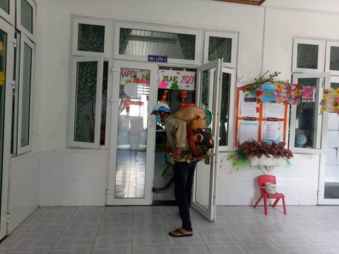 Đà Nẵng: Cho học sinh nghỉ học, dừng lễ khởi công 2 dự án để lo chống dịch - Ảnh 1. Đà Nẵng: Cho học sinh nghỉ học, dừng lễ khởi công 2 dự án để lo chống dịch - Ảnh 1.