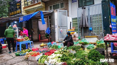 Rau siêu thị cháy hàng’, chợ dân sinh ế ẩm - Ảnh 9. Rau siêu thị cháy hàng’, chợ dân sinh ế ẩm - Ảnh 9.