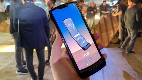 Samsung sắp khuấy động thị trường với smartphone ba màn hình - Ảnh 1. Samsung sắp khuấy động thị trường với smartphone ba màn hình - Ảnh 1.