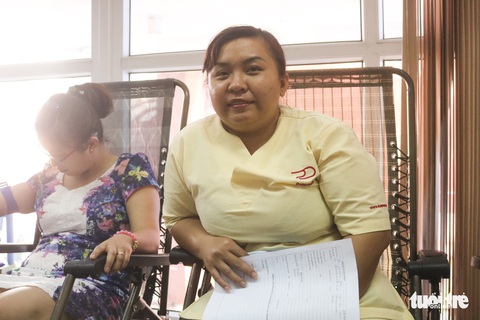 Đang dọn vệ sinh, nghe hiến máu vội nhờ người làm thay để đi - Ảnh 1. Đang dọn vệ sinh, nghe hiến máu vội nhờ người làm thay để đi - Ảnh 1.