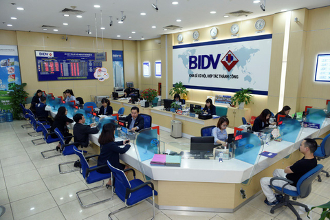 BIDV bay hơn 7.200 tỉ đồng vốn hóa sau khi rao bán khoản nợ hơn 1.265 tỉ - Ảnh 1. BIDV bay hơn 7.200 tỉ đồng vốn hóa sau khi rao bán khoản nợ hơn 1.265 tỉ - Ảnh 1.