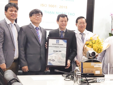 Lần đầu tiên đơn vị của bệnh viện Việt Nam có chứng nhận ISO 9001:2015 - Ảnh 2. Lần đầu tiên đơn vị của bệnh viện Việt Nam có chứng nhận ISO 9001:2015 - Ảnh 2.
